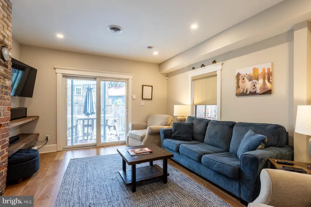 32 Cornhill St, Annapolis, MD 21401