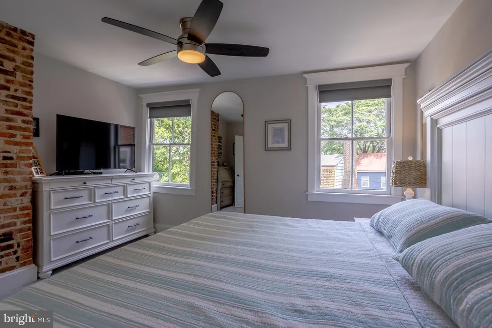 32 Cornhill St, Annapolis, MD 21401