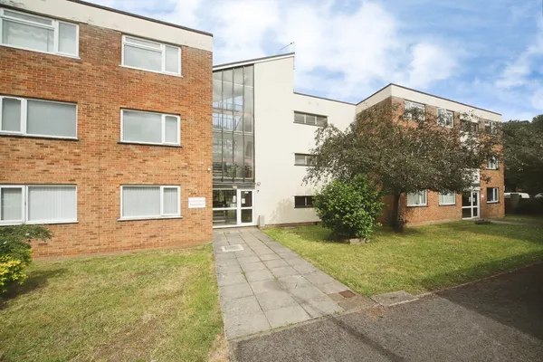 Hamilton Court, Taunton, Somerset, TA1
