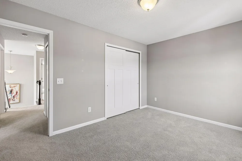6998 Archer Trail, Inver Grove Heights, MN 55077