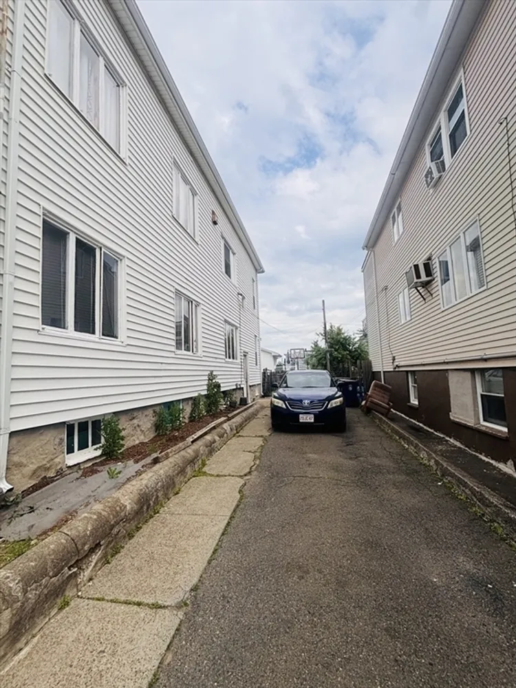 817 Broadway, Revere, MA 02151