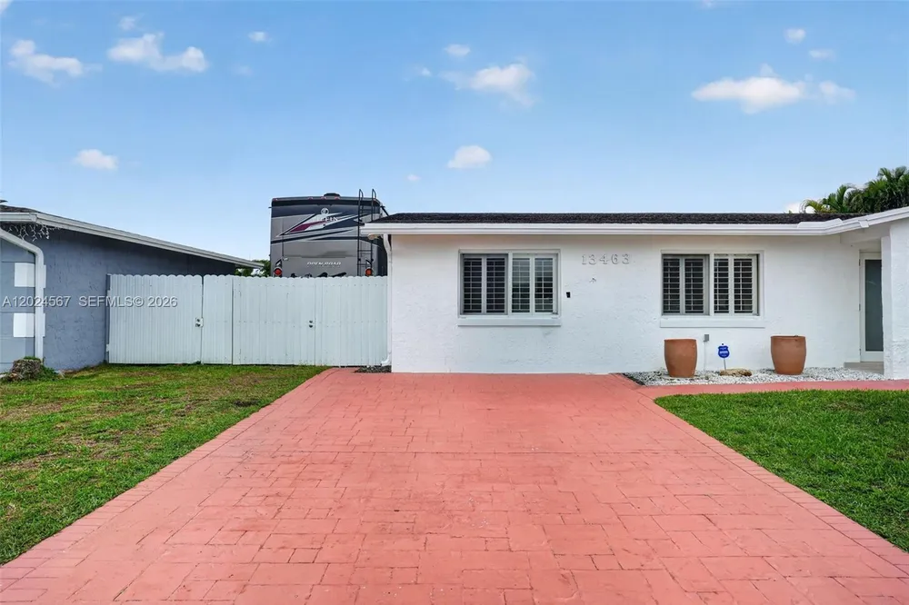13463 SW 66TH TER, Miami, FL 33183