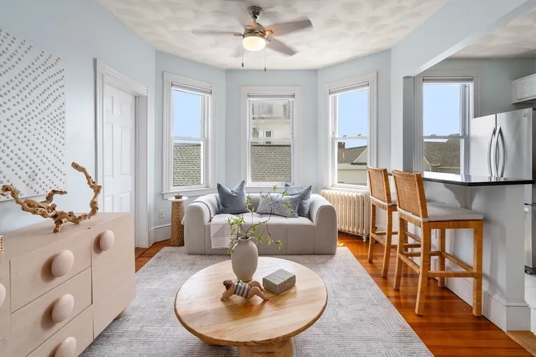 53 Trident Ave, Winthrop, MA 02152