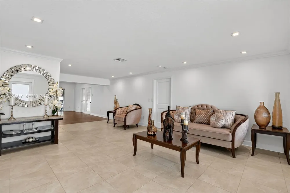 13463 SW 66TH TER, Miami, FL 33183