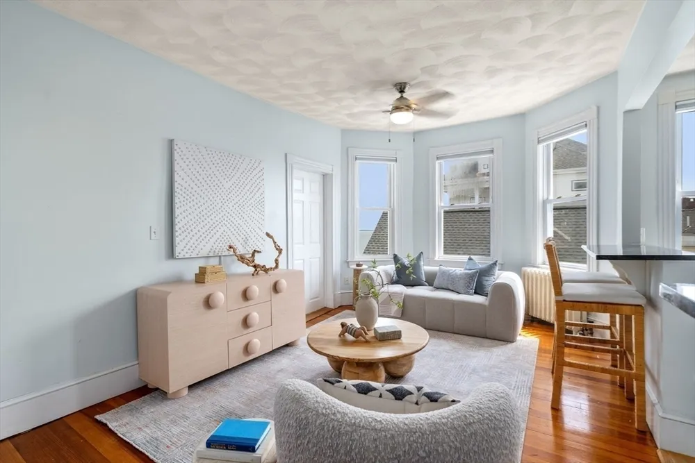 53 Trident Ave, Winthrop, MA 02152