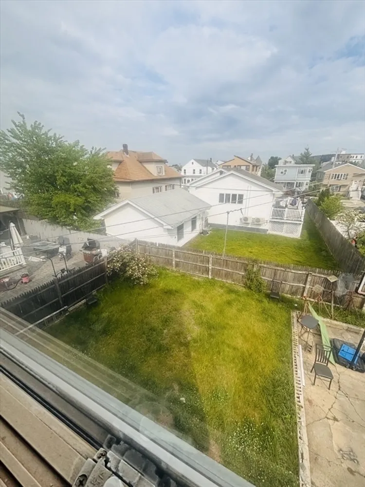 817 Broadway, Revere, MA 02151