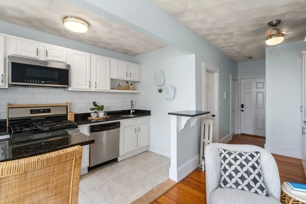 53 Trident Ave, Winthrop, MA 02152
