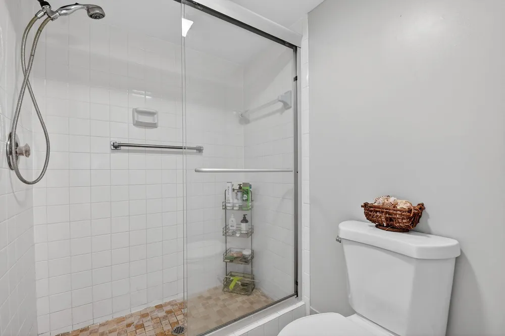 7855 Willow Spring Dr, Lake Worth, FL 33467