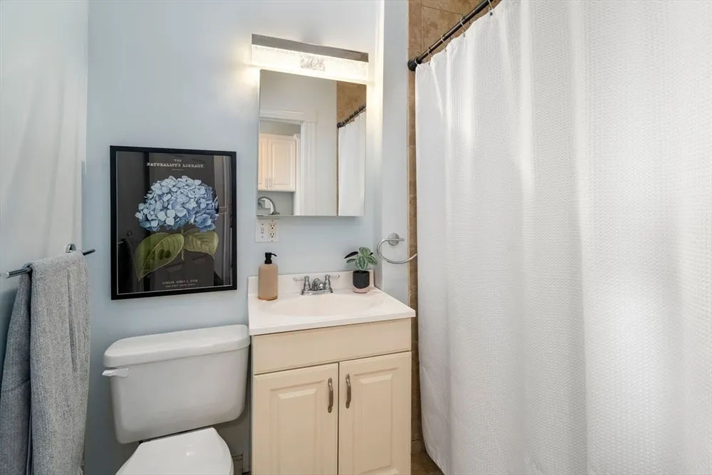 53 Trident Ave, Winthrop, MA 02152