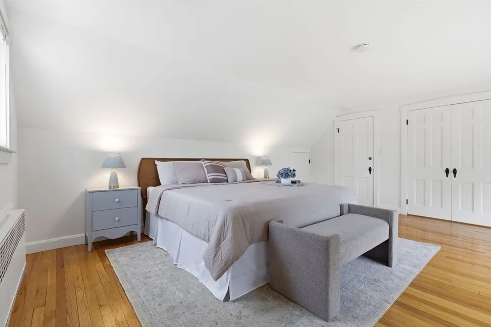 127 Larchmont Rd, Melrose, MA 02176