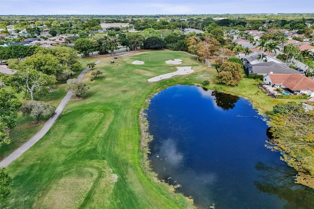 8740 Azalea Ct, Tamarac, FL 33321