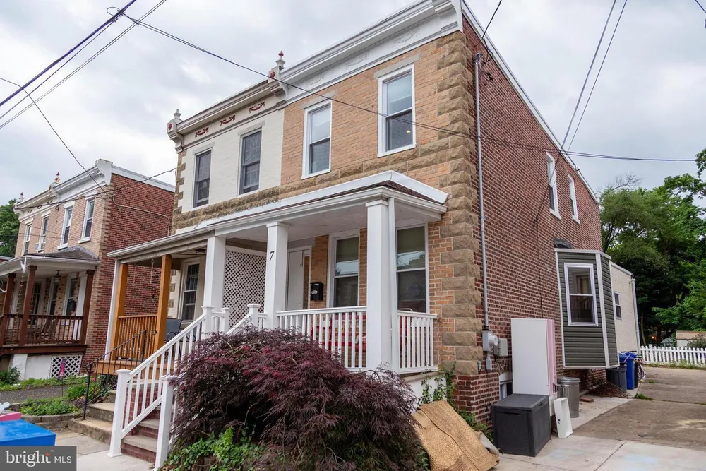 7 Center St, Collingswood, NJ 08108