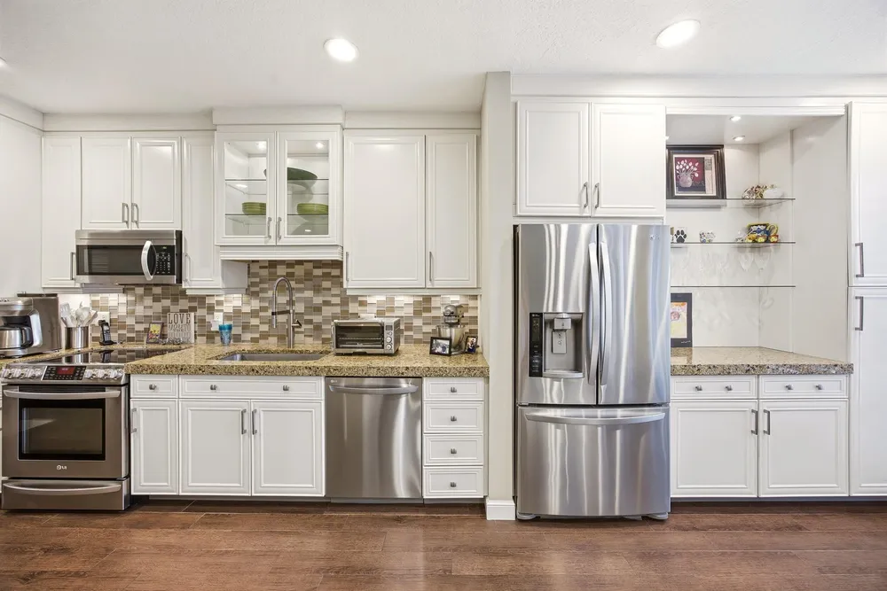 6738 Via Regina, Boca Raton, FL 33433