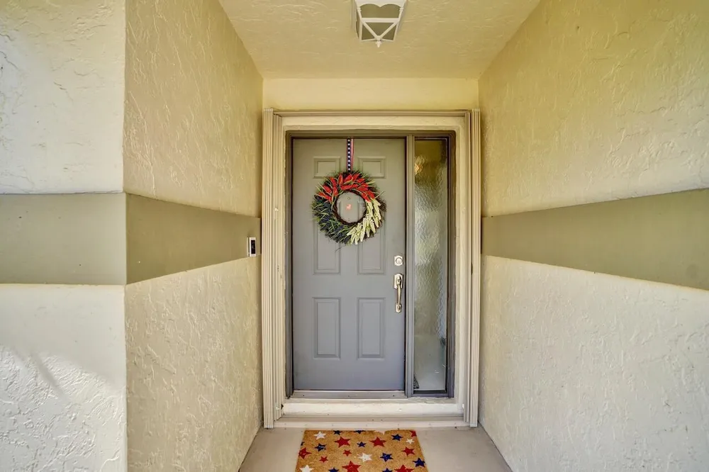54 Cedar Circle, Boynton Beach, FL 33436
