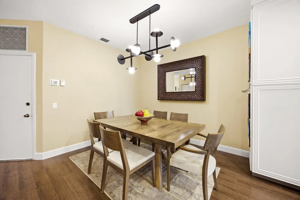 6738 Via Regina, Boca Raton, FL 33433