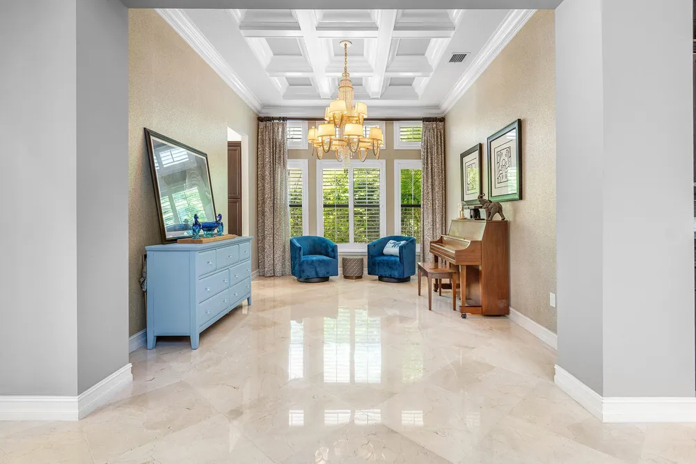 8658 Lewis River Rd, Delray Beach, FL 33446
