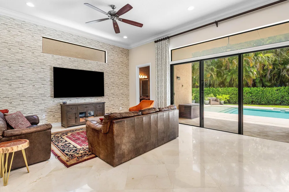 8658 Lewis River Rd, Delray Beach, FL 33446