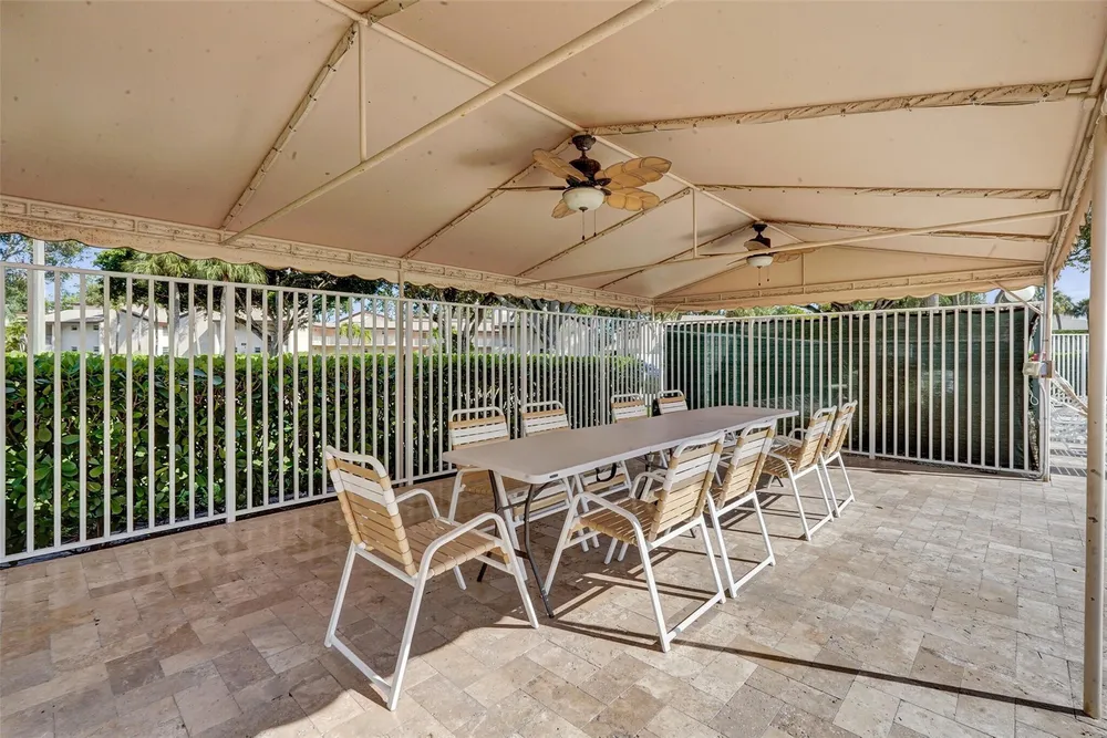 8740 Azalea Ct, Tamarac, FL 33321