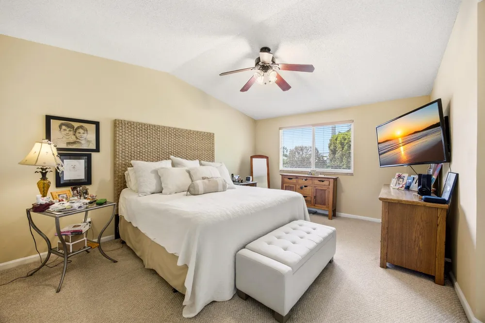 6738 Via Regina, Boca Raton, FL 33433