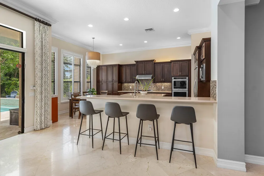 8658 Lewis River Rd, Delray Beach, FL 33446