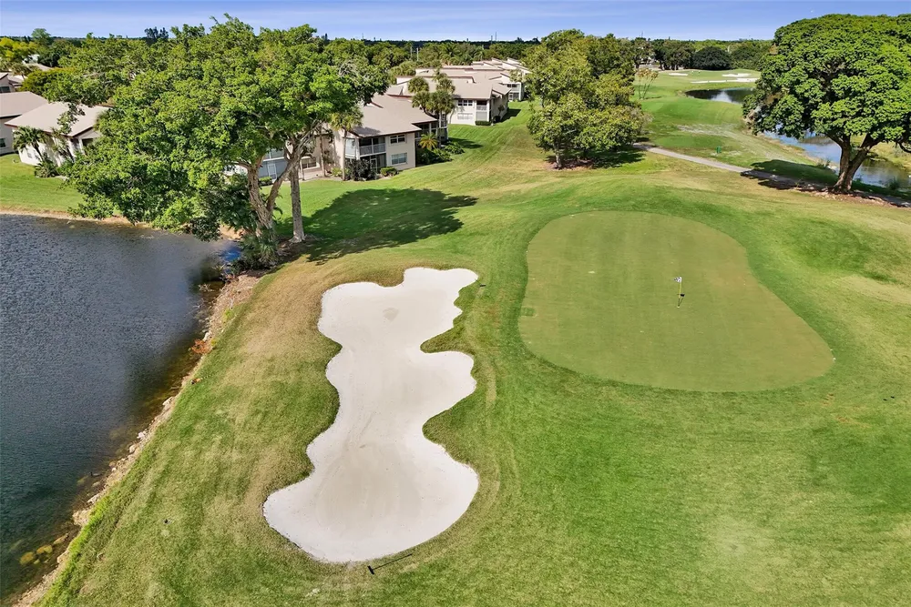8740 Azalea Ct, Tamarac, FL 33321