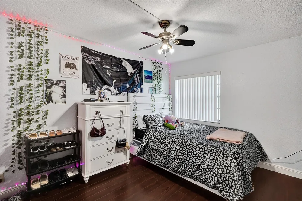 8740 Azalea Ct, Tamarac, FL 33321