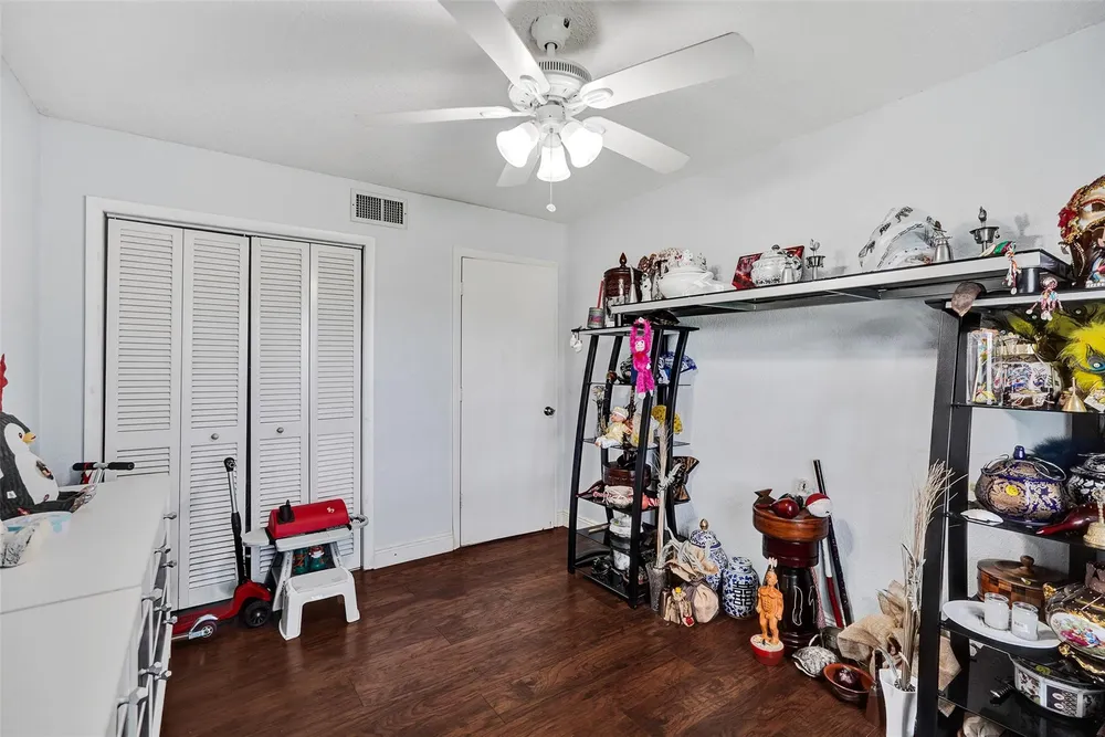 8740 Azalea Ct, Tamarac, FL 33321