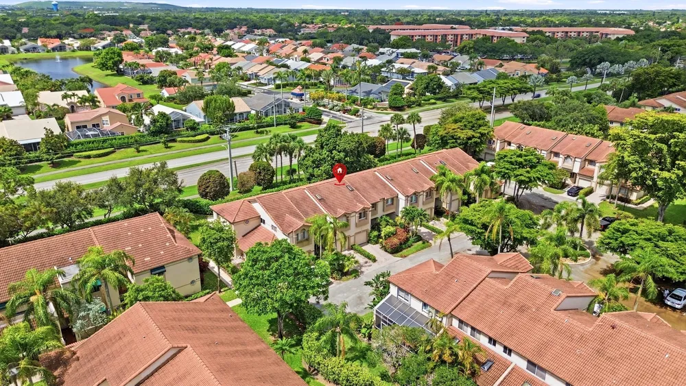 6738 Via Regina, Boca Raton, FL 33433