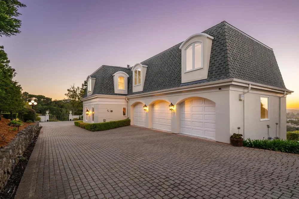 225 Tobin Clark Dr, Hillsborough, CA 94010