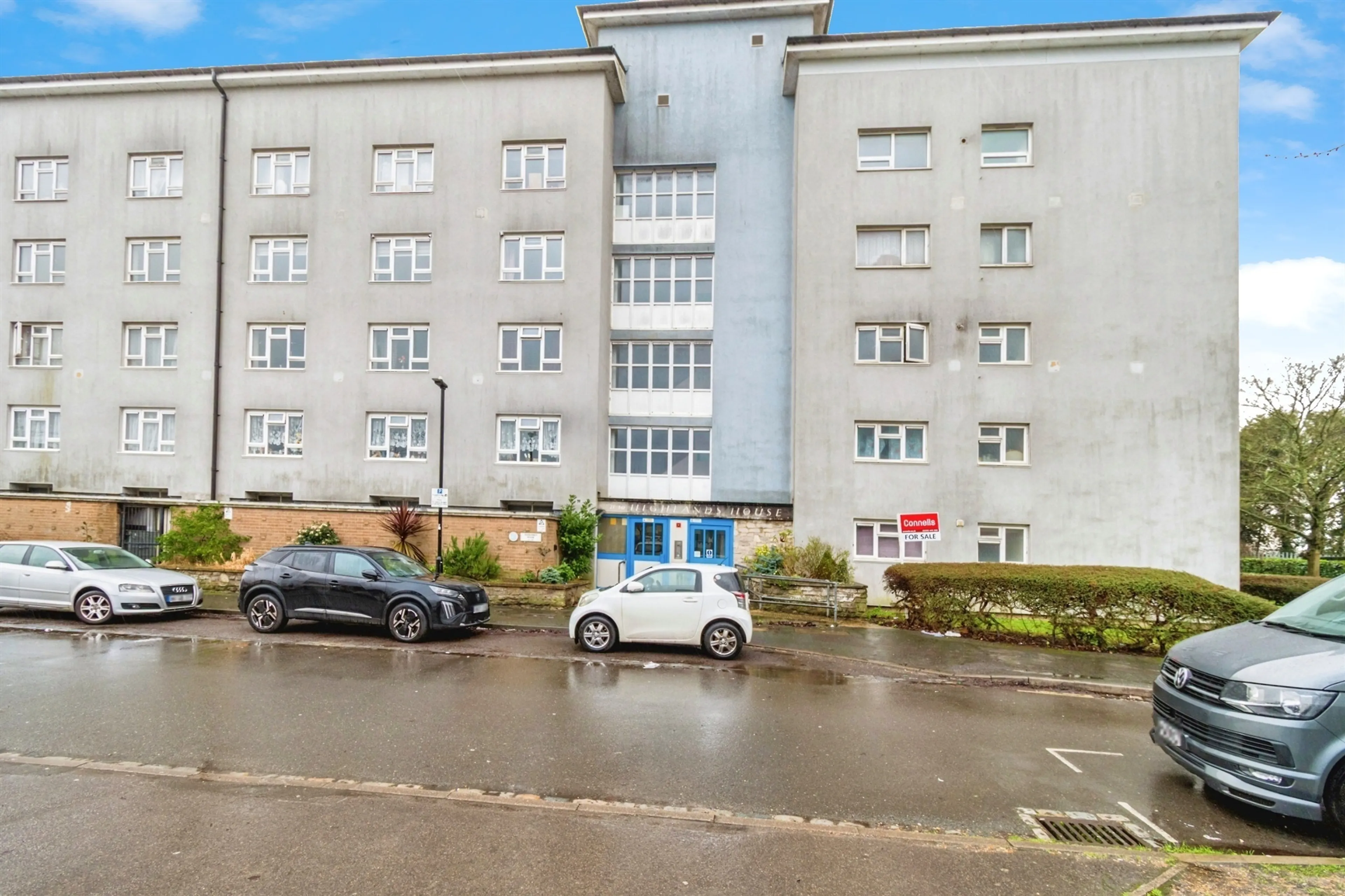 Property photo 0
