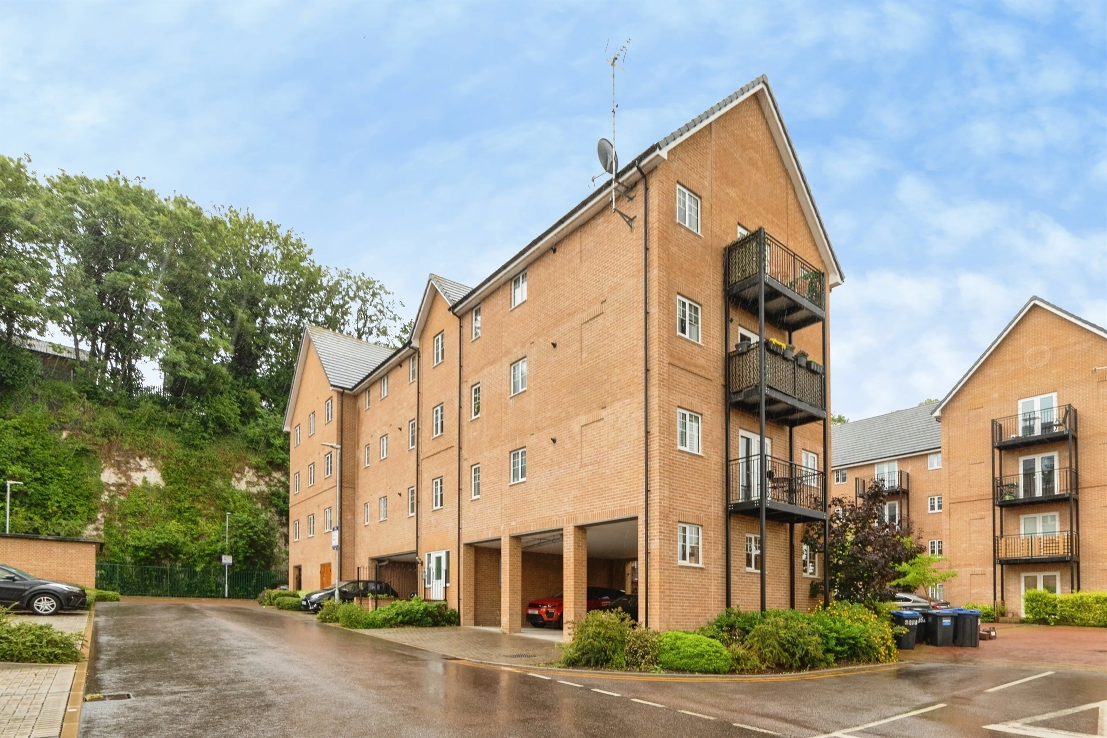 Property at Arnold Close, HERTFORD
