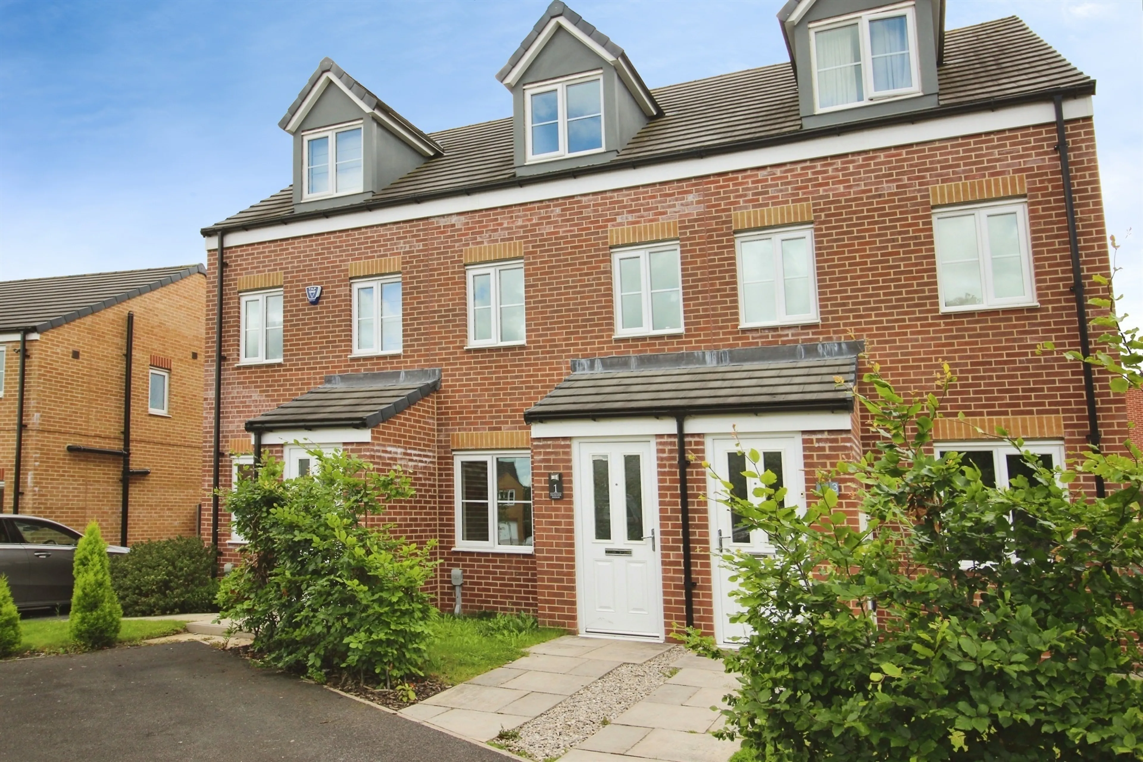 Property photo 0