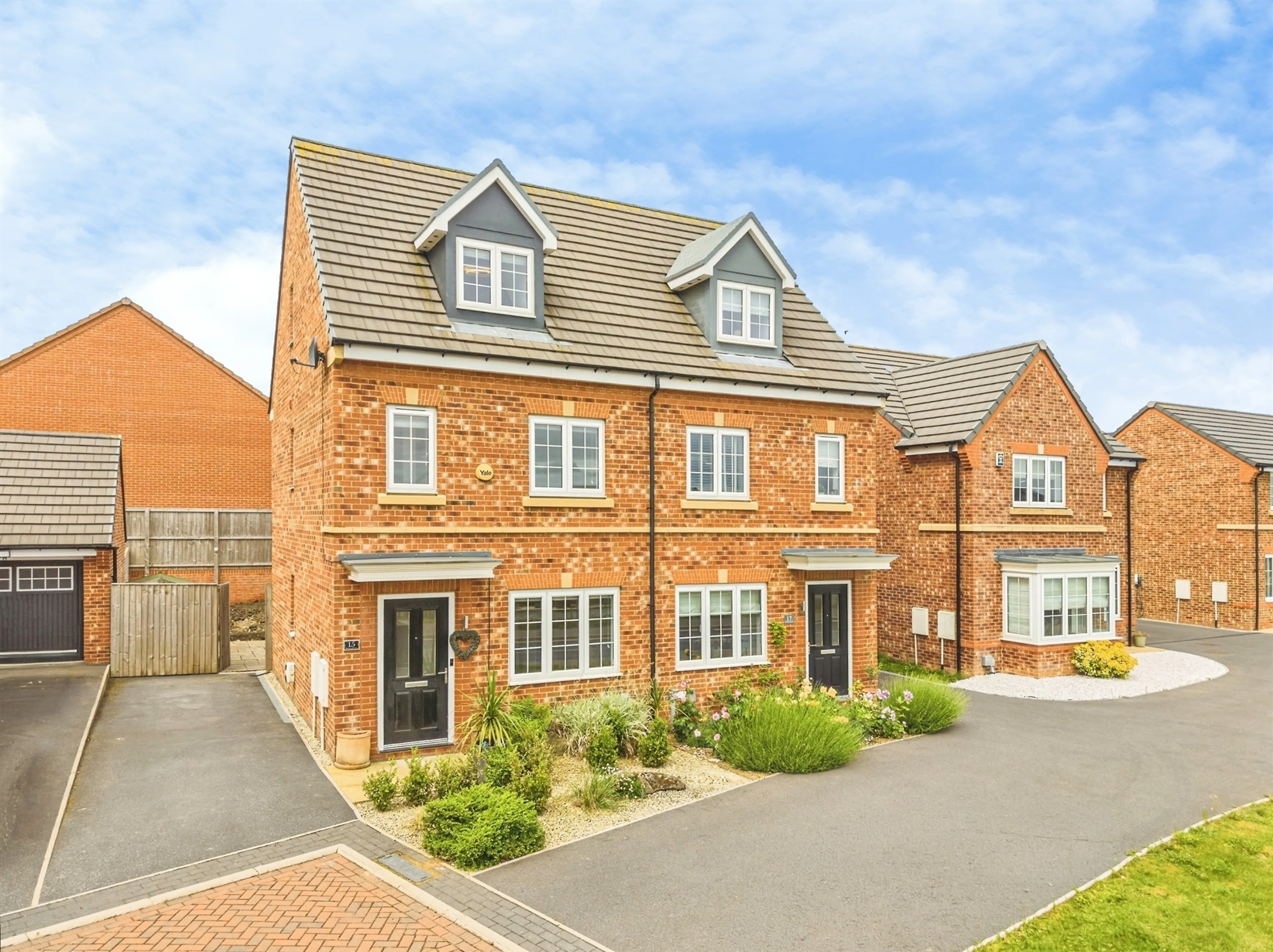 Property at Burkwood View, WAKEFIELD