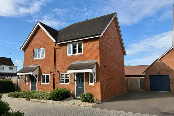 Webber Street, Horley, RH6