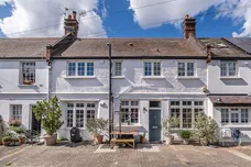 Bensbury Close, London, SW15 photo 1