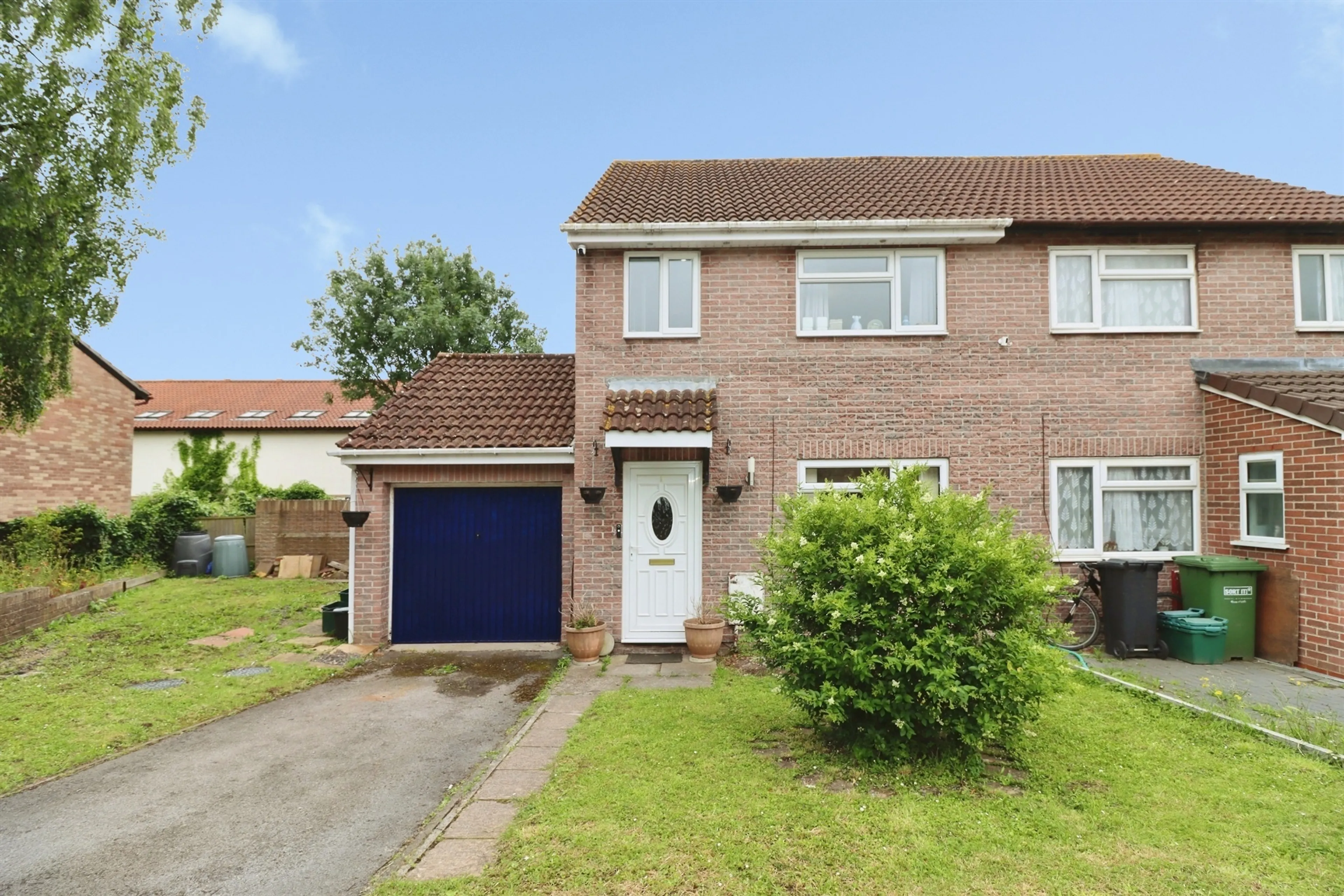 Property photo 0