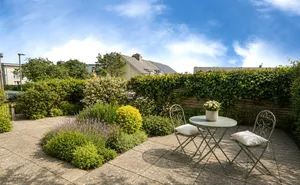 Bitton Park Road, Teignmouth, Devon, TQ14 photo
