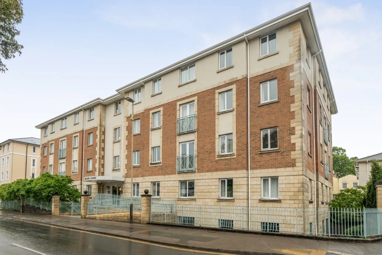 Winchcombe Street Cheltenham GL52 photo 1