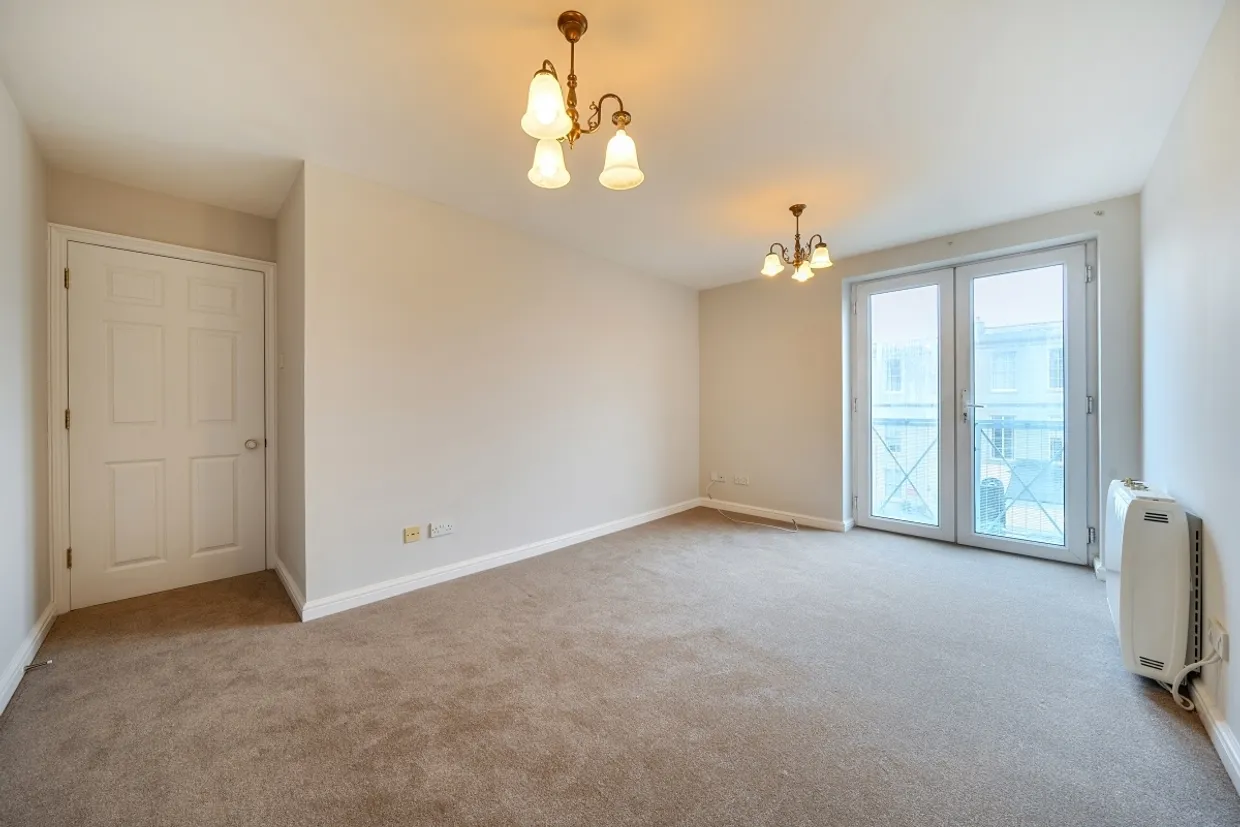 Winchcombe Street Cheltenham GL52 photo 2