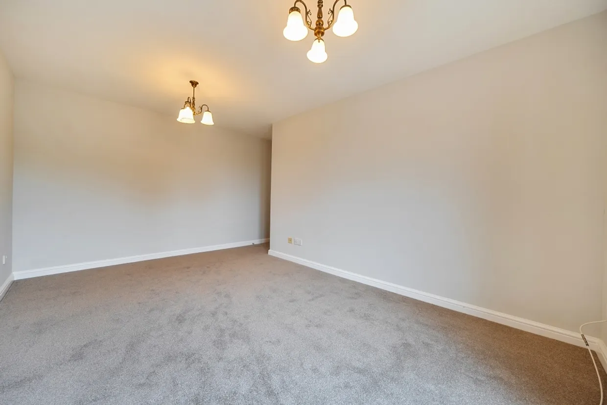 Winchcombe Street Cheltenham GL52 photo 8