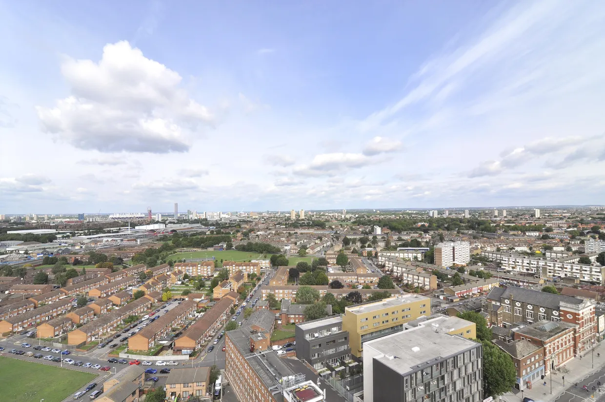Vermilion, E16 photo 7