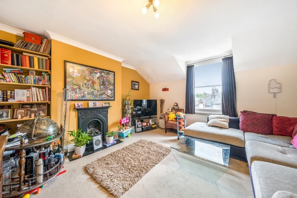 Crouch Hall Road London N8 photo 10