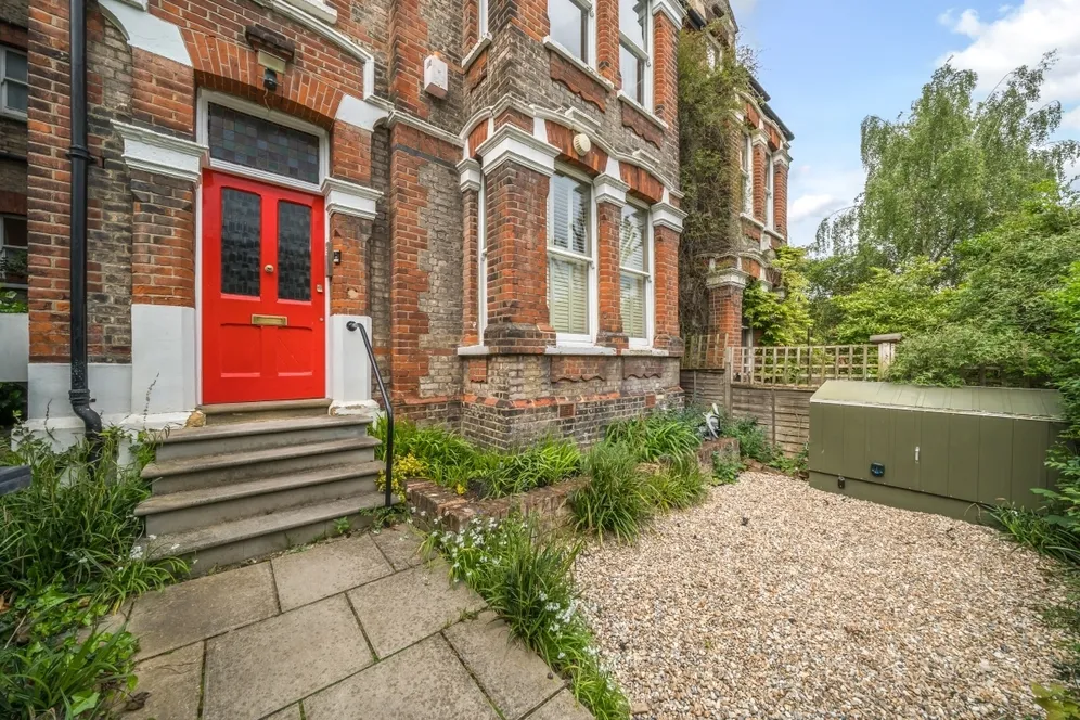 Crouch Hall Road London N8 photo 11