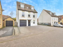 Diamond Drive, Corby thumb 2