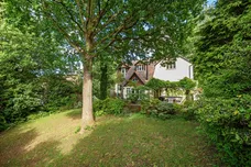 Tupwood Lane, Caterham, CR3 photo 8
