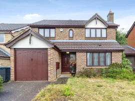 Bluebell Close, Hertford photo
