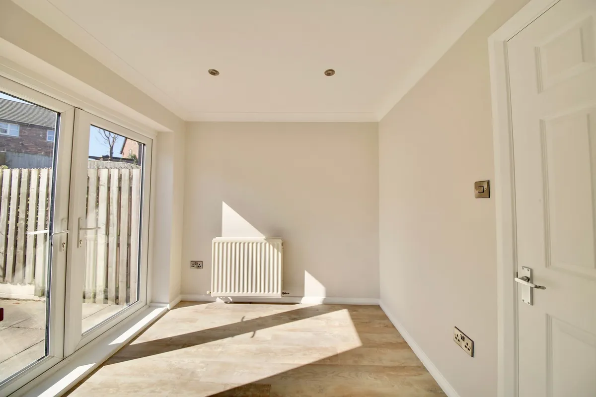 Watersedge, Frodsham, WA6
