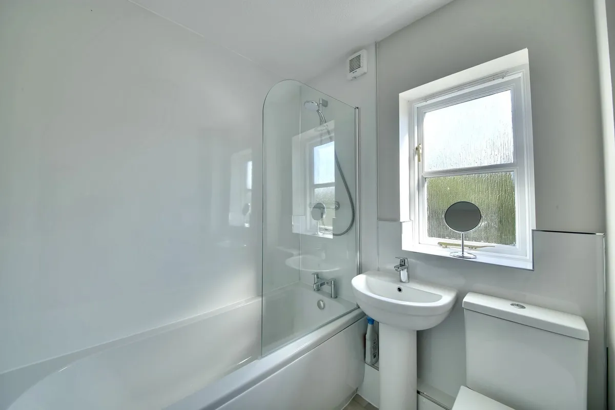 Watersedge, Frodsham, WA6