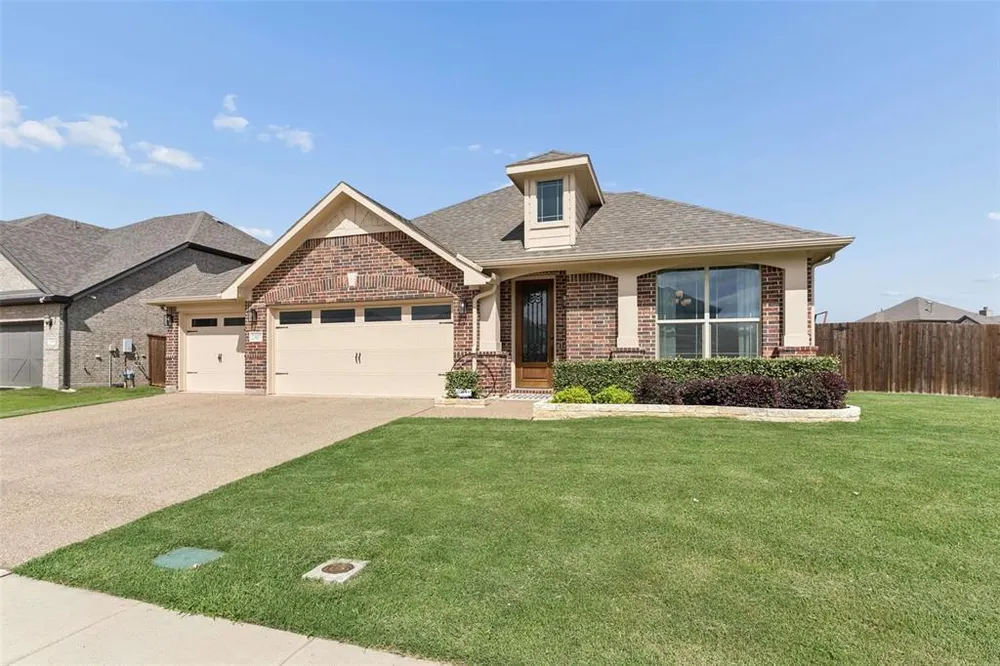2307 Ranchwood Dr, Melissa, TX 75454
