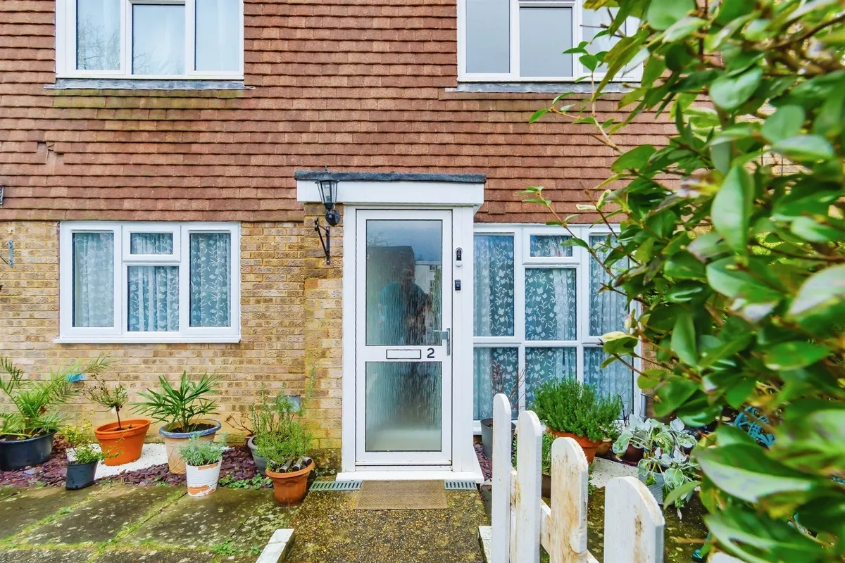 Bristol Close, Crawley